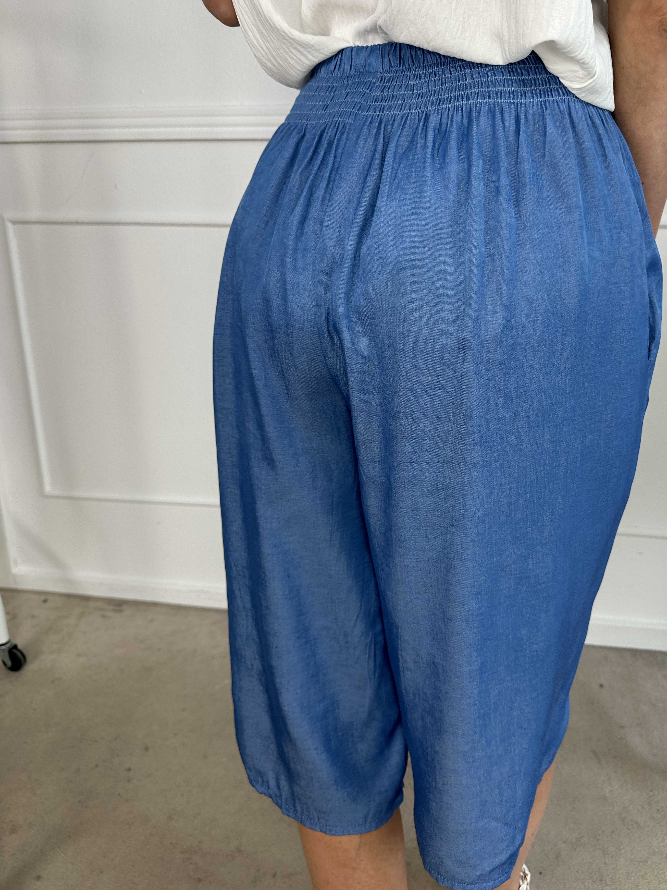 Pams Denim Knickers - Knælange bukser med elastikkant i livet